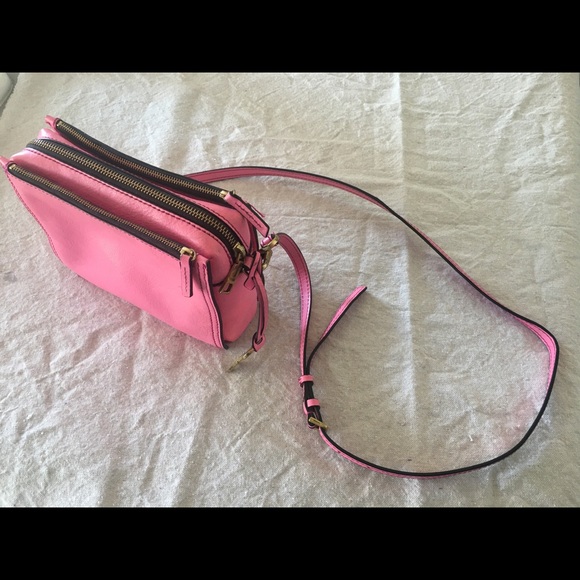 Fossil Handbags - Fossil shoulder clutch